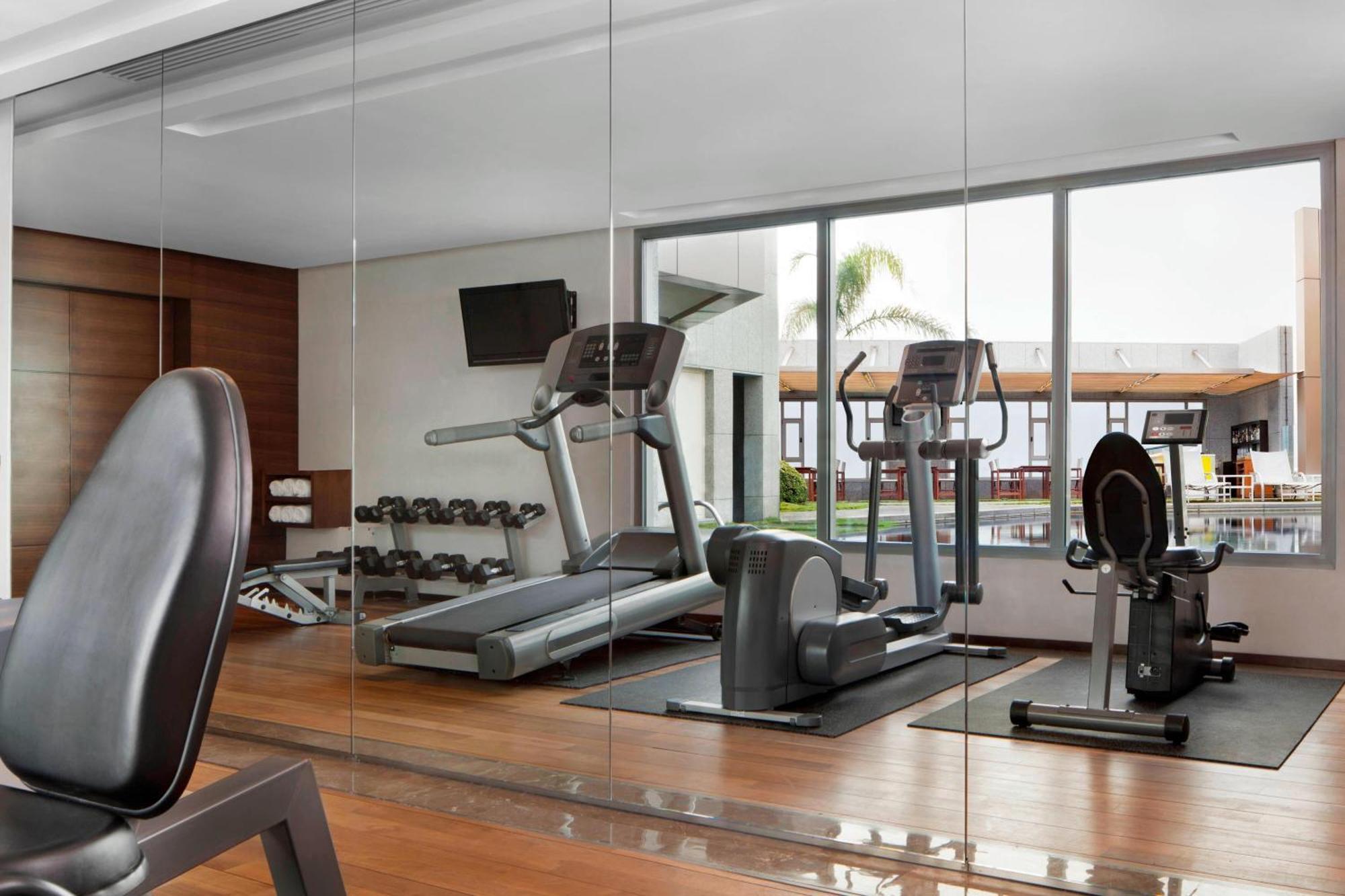 Four Points By Sheraton Le Verdun Beirut Exterior photo