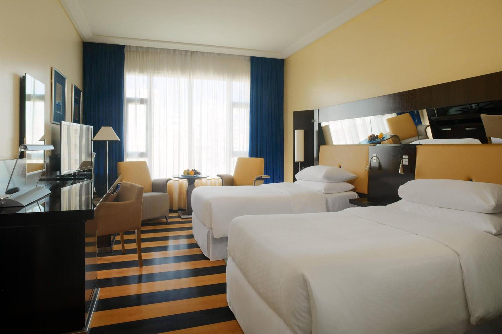 Four Points By Sheraton Le Verdun Beirut Exterior photo