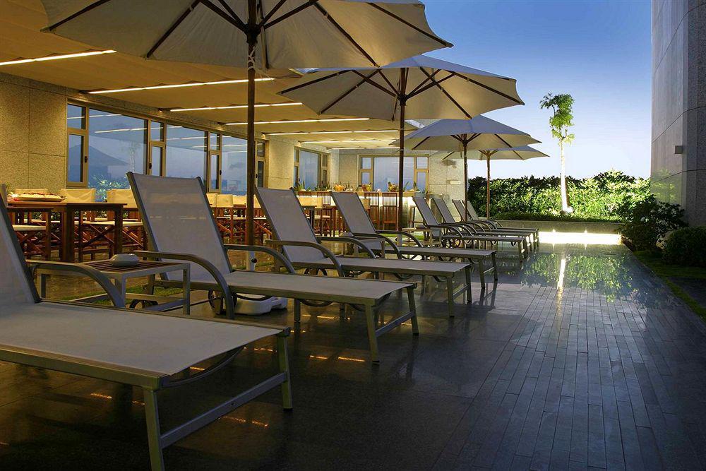 Four Points By Sheraton Le Verdun Beirut Exterior photo